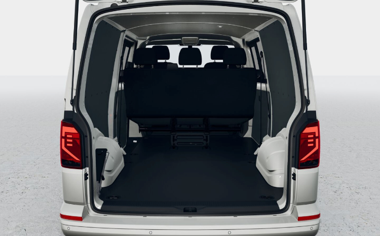 Volkswagen Transporter Kombi LWB Boot 2023