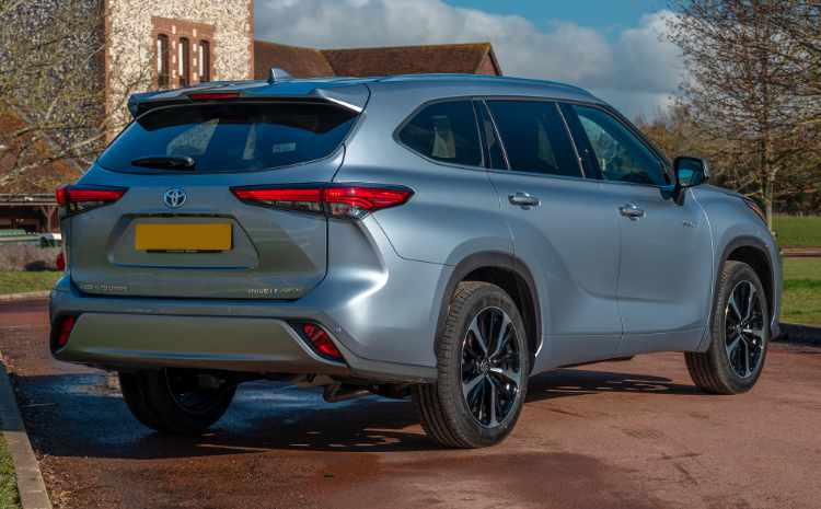 Toyota Highlander Rear 2023