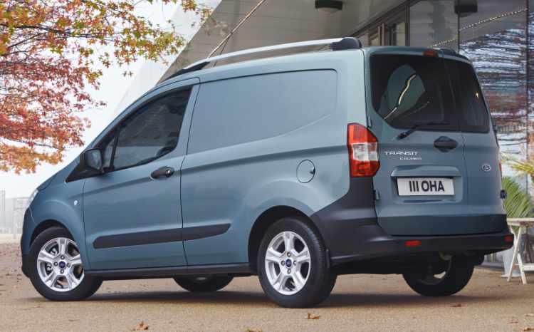 Ford Transit Courier Rear 2023