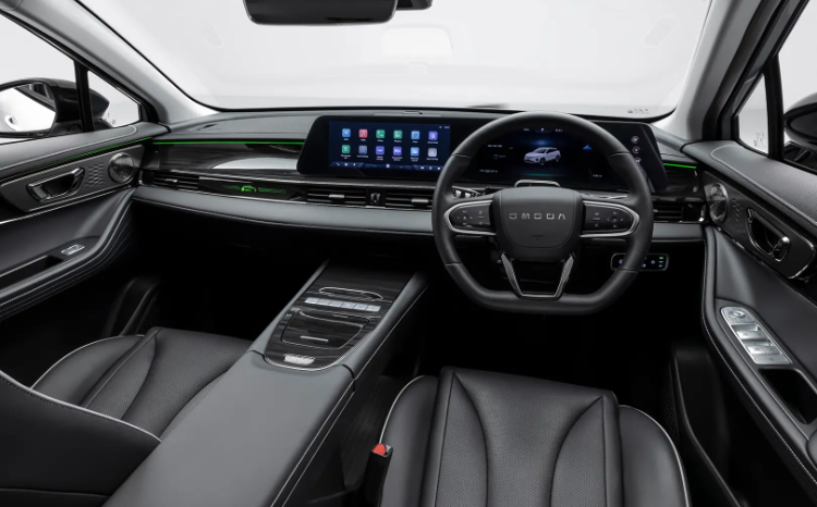 Omoda 5 Electric Interior 2025